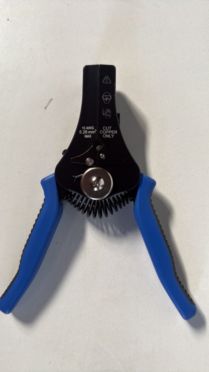 using Ice axe on mountain